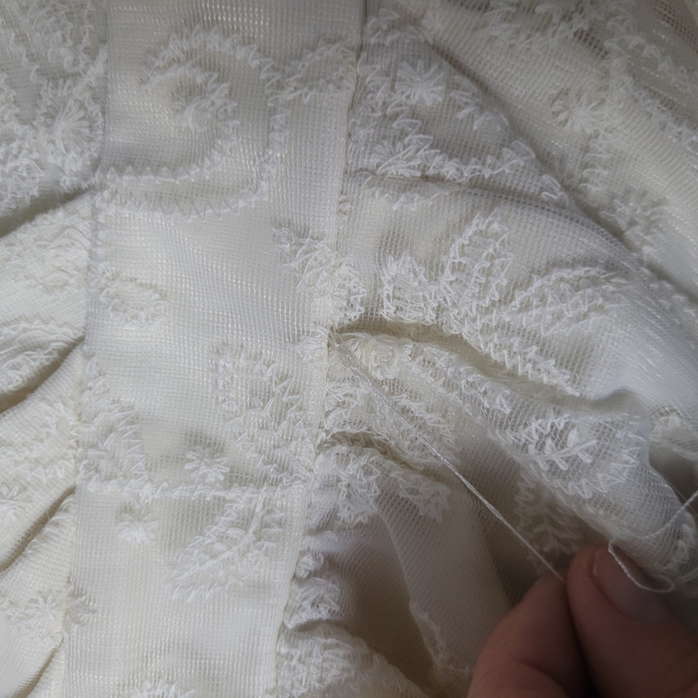 Ivory Lace Wedding Dress - Picture 8 of 13